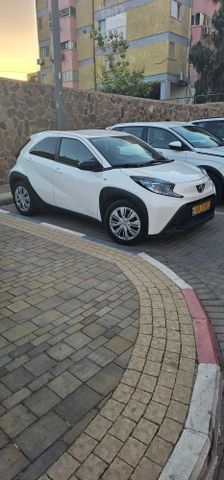 מודעת רכב טויוטה אייגו X