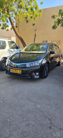 מודעת רכב טויוטה קורולה