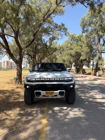 ג'י.אם.סי האמר EV