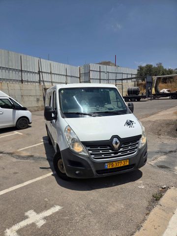 רנו מאסטר