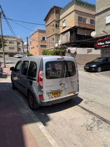 קנגו Authentic אוט׳ בנזין קומבי 5 דל 1.2 (115 כ״ס)