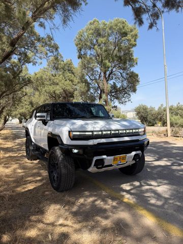 ג'י.אם.סי האמר EV