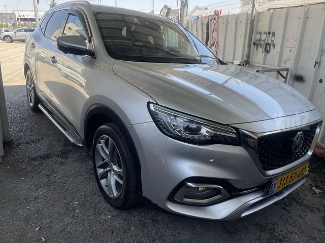 מודעת רכב אם ג'י EHS PHEV 1