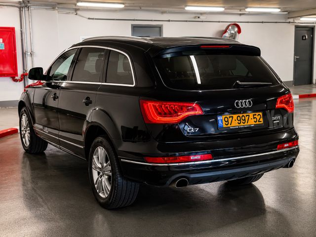 אאודי Q7