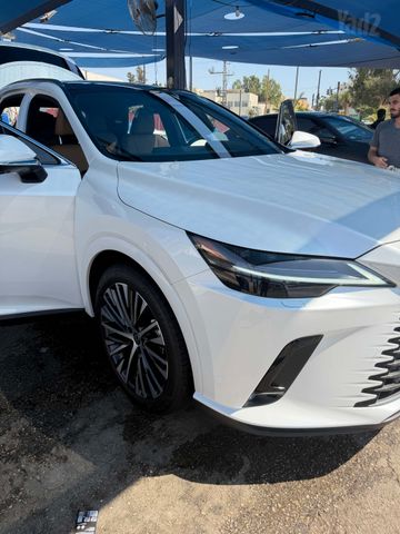 לקסוס RX