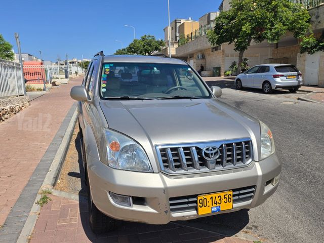 לנד קרוזר Luxury אוט׳ דיזל 8 מק 5 דל 3.0 (163 כ״ס)