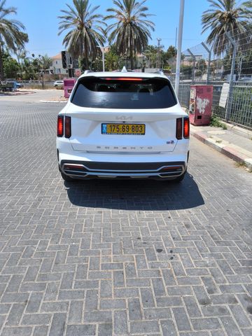 קיה סורנטו