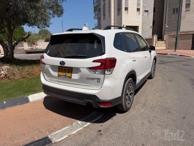 סובארו פורסטר