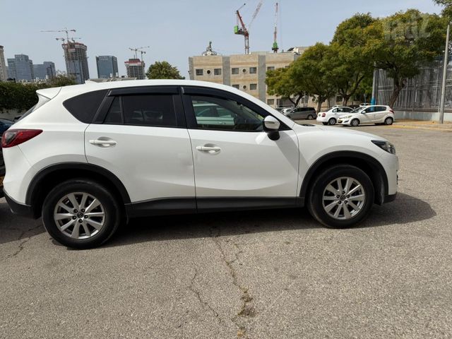 מודעת רכב מאזדה CX-5
