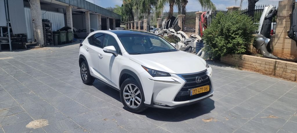 לקסוס NX