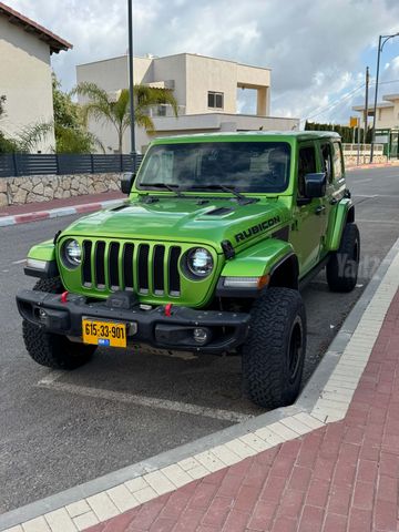 רנגלר Rubicon אוט׳ בנזין 5 מק 5 דל 2.0 (272 כ״ס)