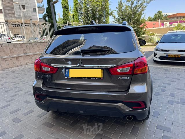 מיצובישי ASX