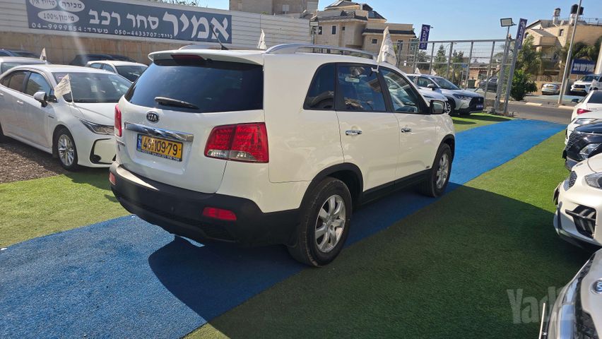 קיה סורנטו