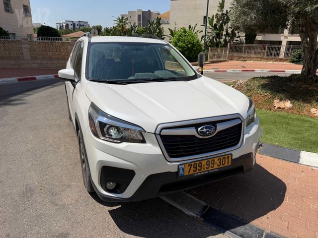 פורסטר X אוט׳ 2.5 (182 כ״ס)