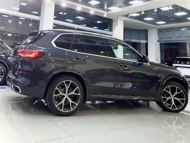 ב מ וו X5