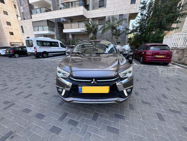 מיצובישי ASX