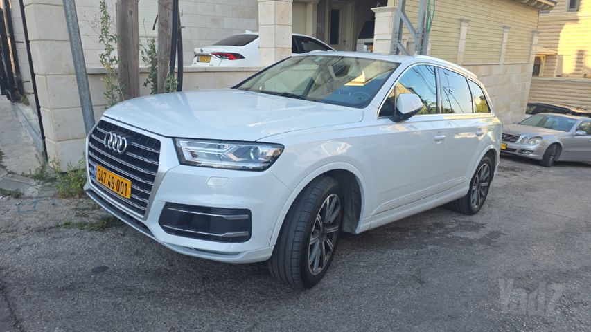 אאודי Q7