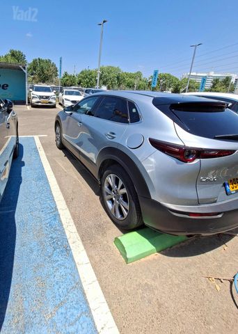 מאזדה CX-30