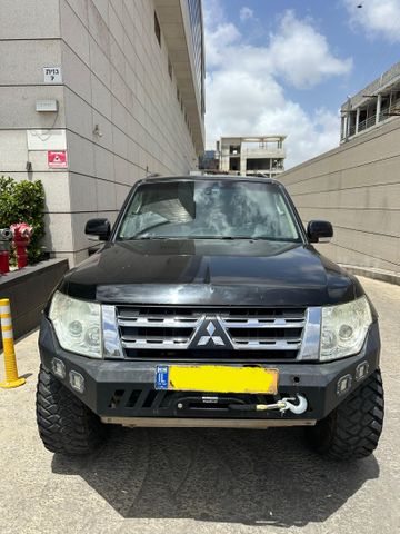 מיצובישי פג'רו
