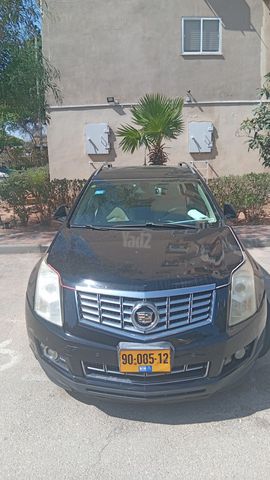 קאדילק SRX