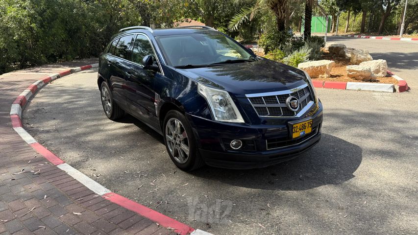 קאדילק SRX