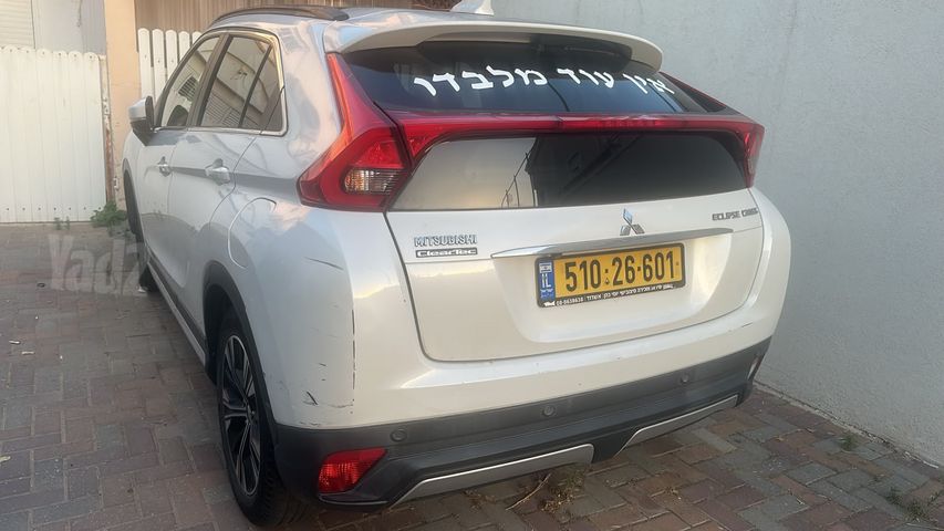 מיצובישי אקליפס קרוס