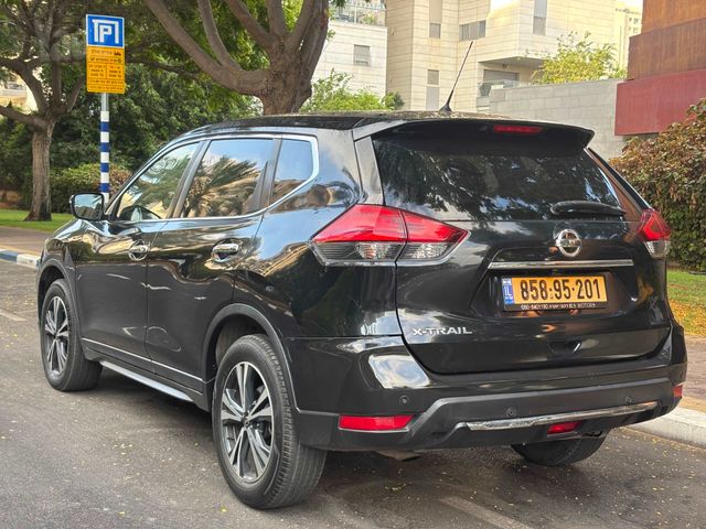 ניסאן אקס טרייל