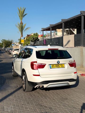 ב מ וו X3