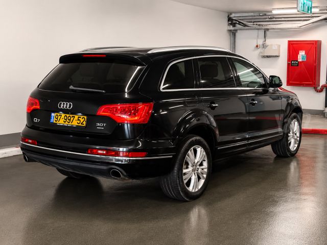 אאודי Q7