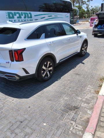 קיה סורנטו