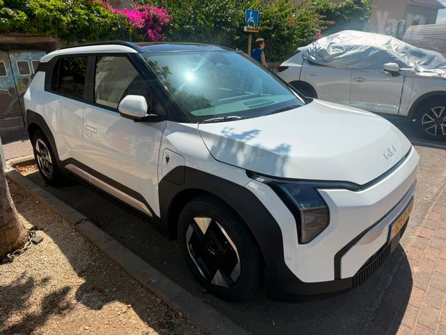 קיה EV3