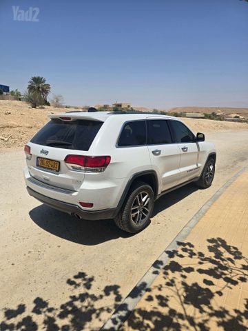 ג'יפ גרנד צ'ירוקי
