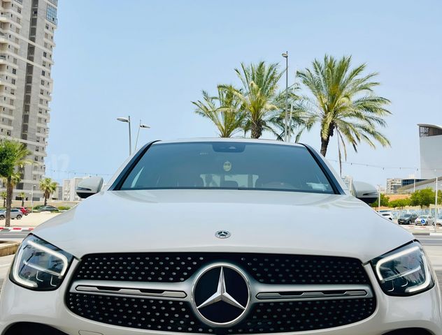 מרצדס-בנץ GLC קופה