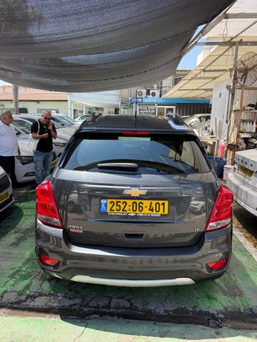 שברולט טראקס
