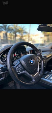 ב מ וו X5