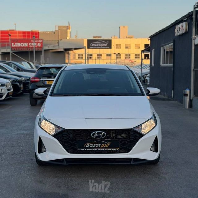 יונדאי i20