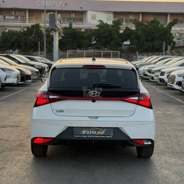 יונדאי i20