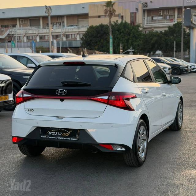 יונדאי i20