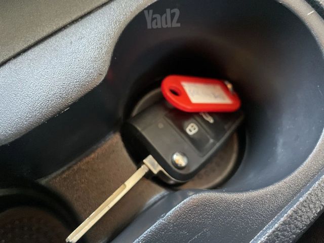 סיאט ארונה