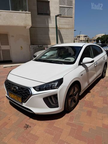 יונדאי איוניק