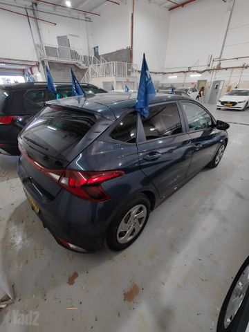 יונדאי i20