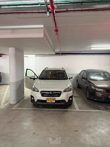 מודעת רכב סובארו XV