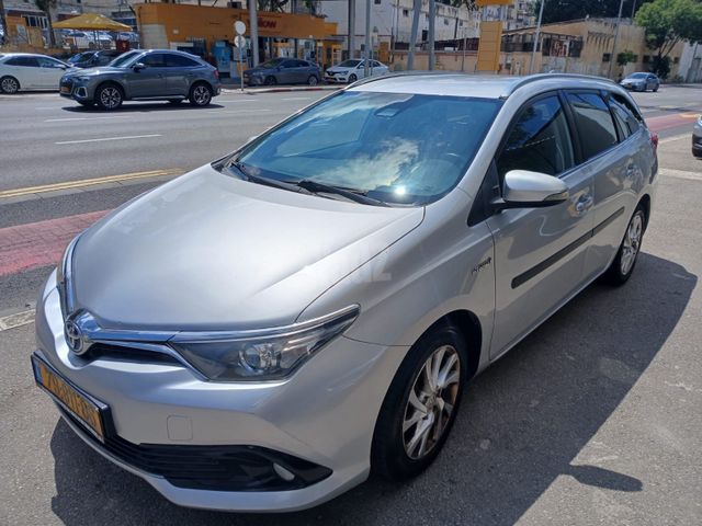 טויוטה אוריס
