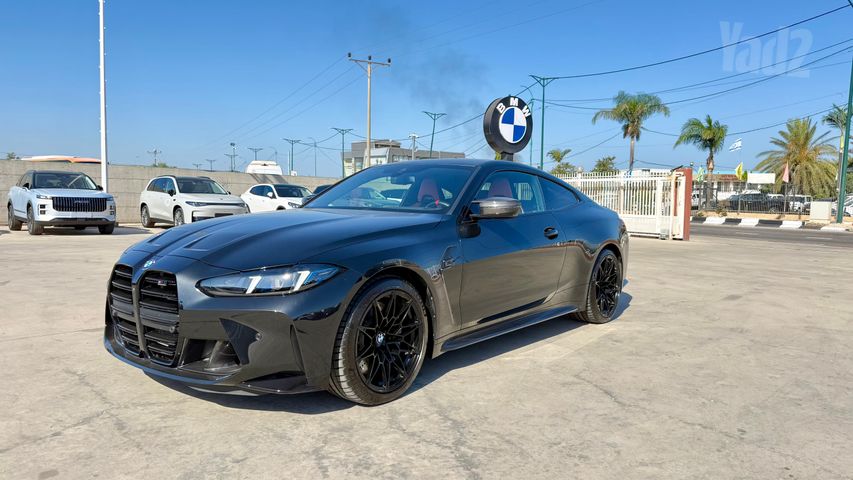 ב מ וו M4