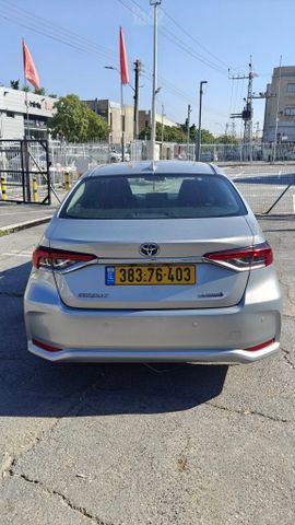 טויוטה קורולה