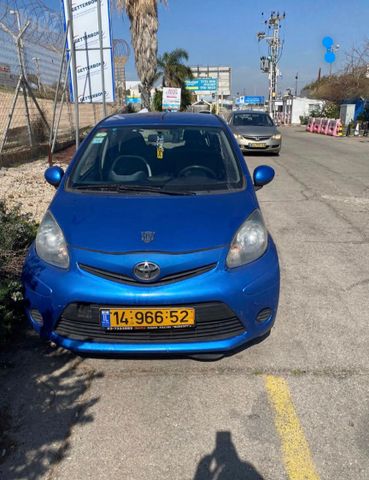 מודעת רכב טויוטה אייגו