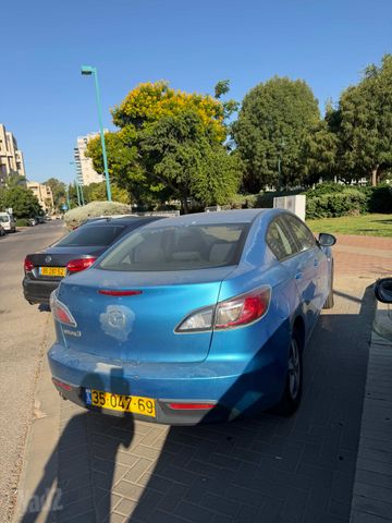 מאזדה 3