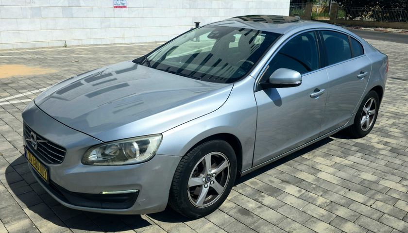 S60 Business אוט׳ 2.0 (245 כ״ס)