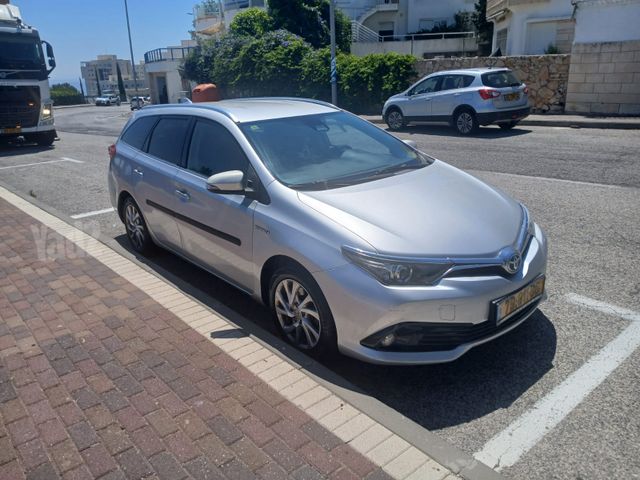 טויוטה אוריס