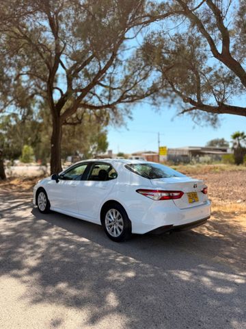 טויוטה קאמרי